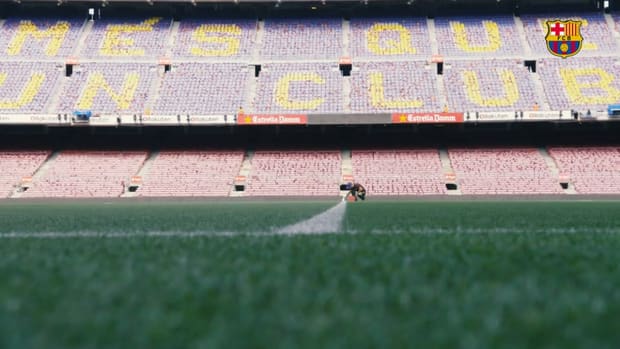 From Iniesta to Pedri: Barça's new number 8